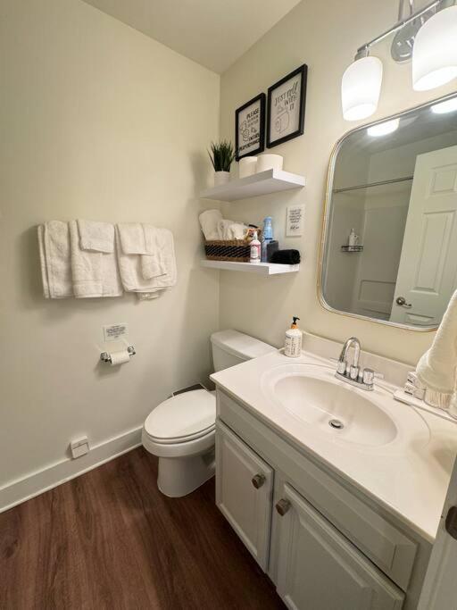 Cute And Cozy Comfy Birds Junior Cottage - 1 Mile To Dwntn Ocean Springs, Near Beach With Golf Cart Екстериор снимка